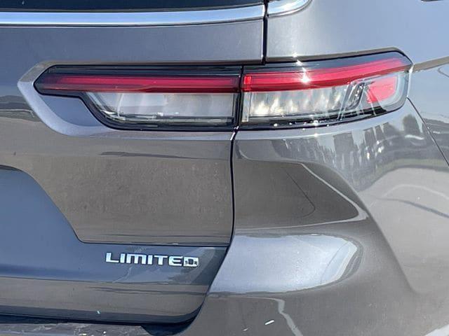 used 2021 Jeep Grand Cherokee L car, priced at $26,897