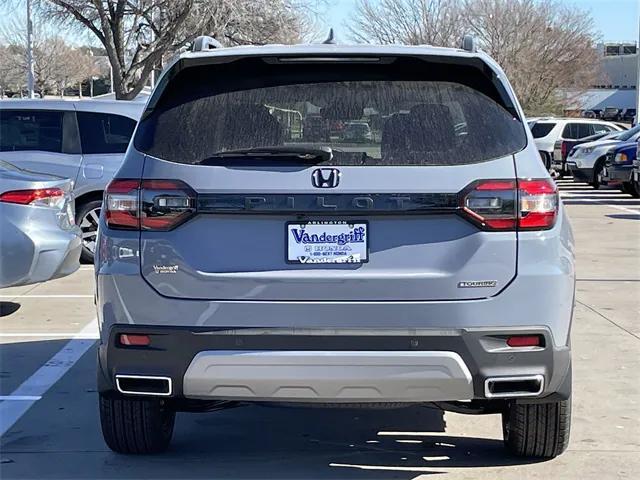 new 2025 Honda Pilot car, priced at $49,686