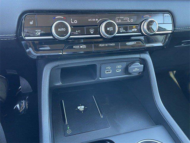 used 2025 Honda Pilot car, priced at $46,112