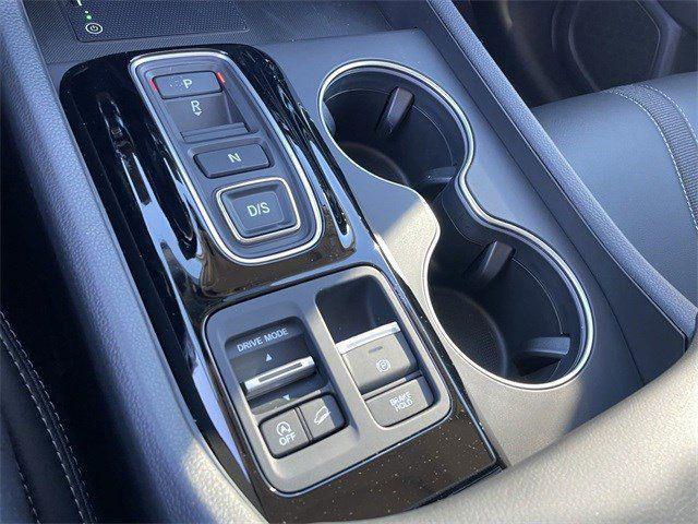 used 2025 Honda Pilot car, priced at $46,112