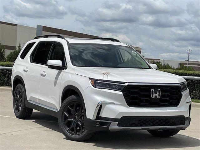 used 2025 Honda Pilot car, priced at $46,112