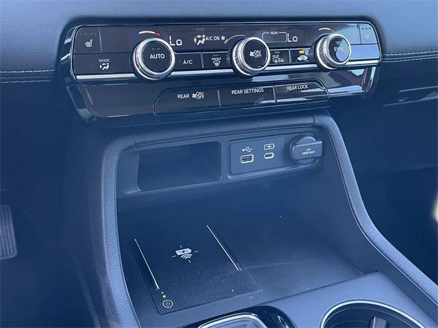 new 2025 Honda Pilot car, priced at $46,304