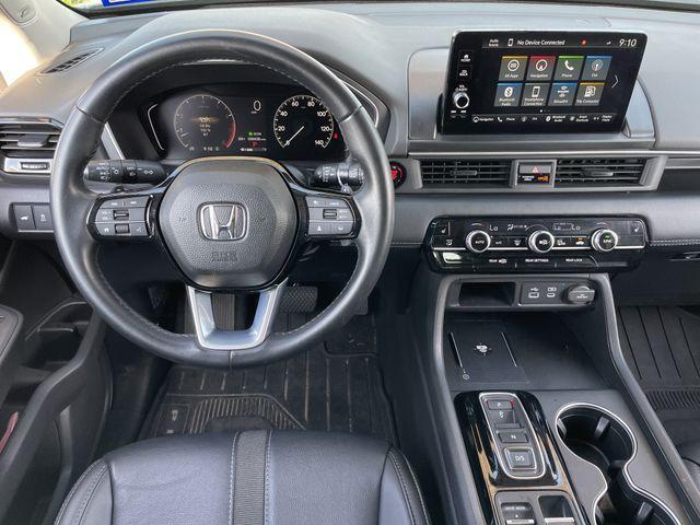 used 2025 Honda Pilot car, priced at $42,984