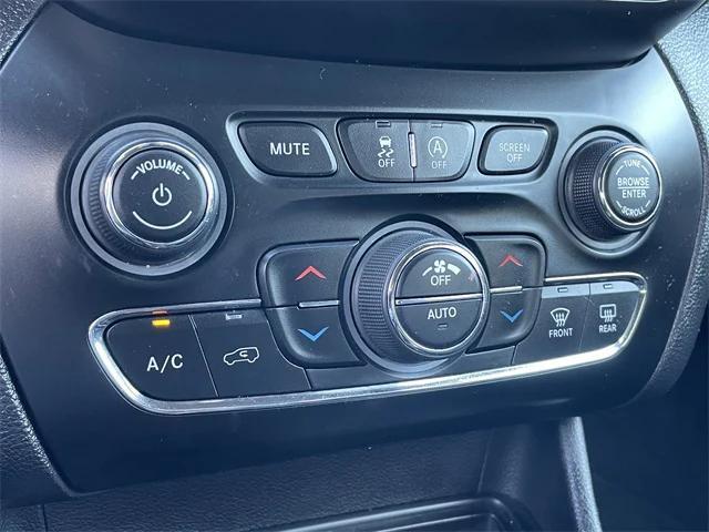 used 2019 Jeep Cherokee car, priced at $15,396