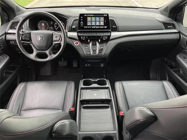 used 2025 Honda Odyssey car, priced at $37,978