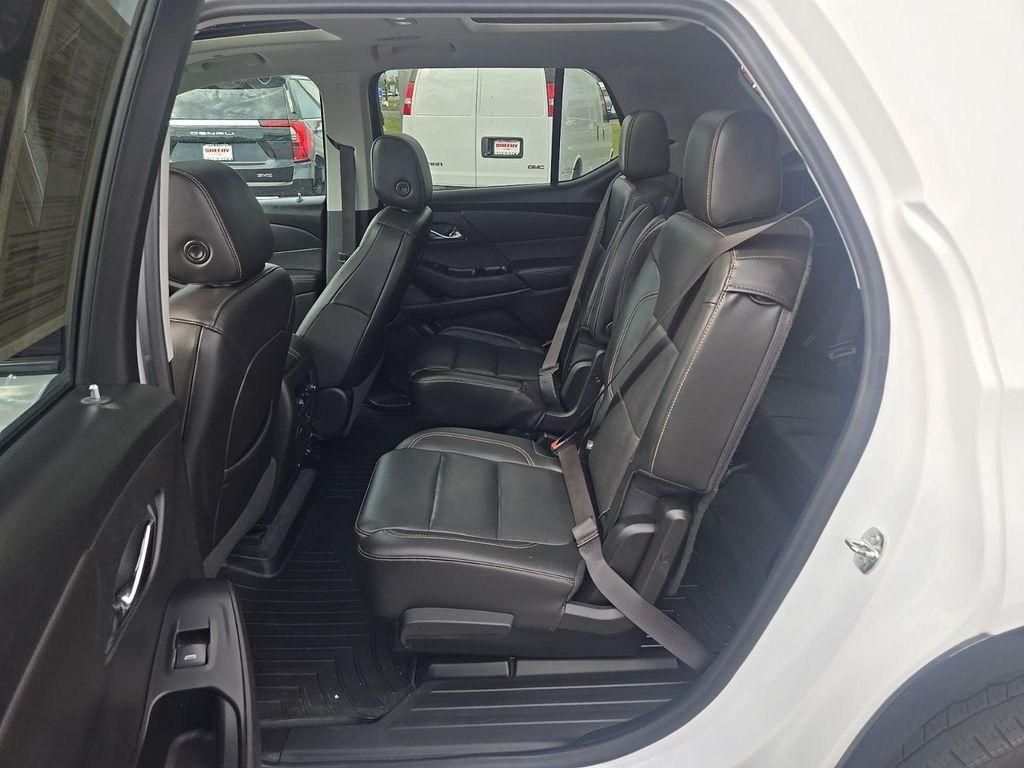 used 2020 Chevrolet Traverse car, priced at $22,981