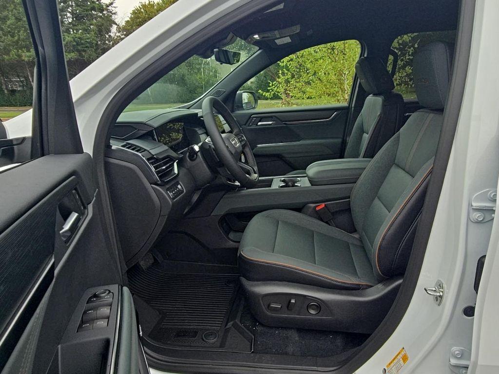 new 2026 GMC Acadia car, priced at $51,913