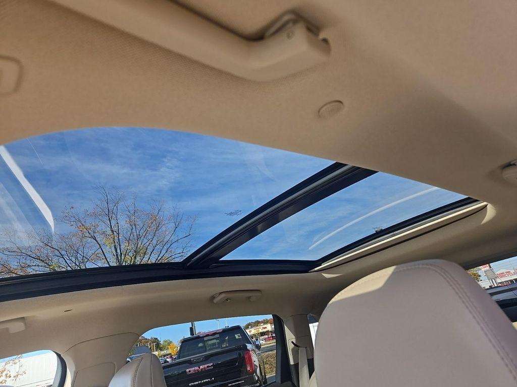 used 2021 Lincoln Nautilus car, priced at $21,981