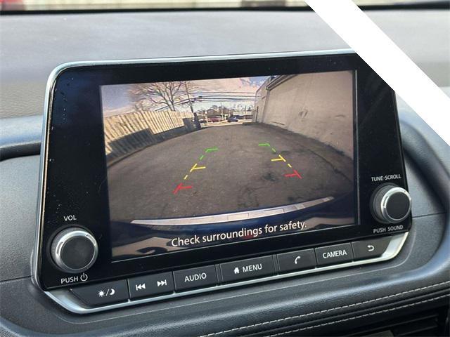 used 2022 Nissan Rogue car, priced at $21,911