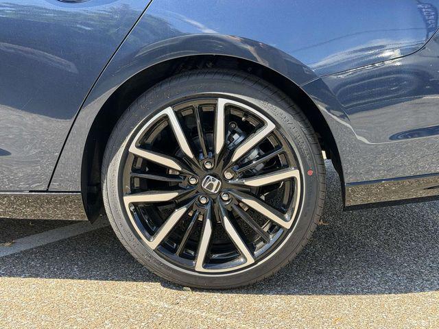 new 2026 Honda Accord Hybrid car, priced at $41,489