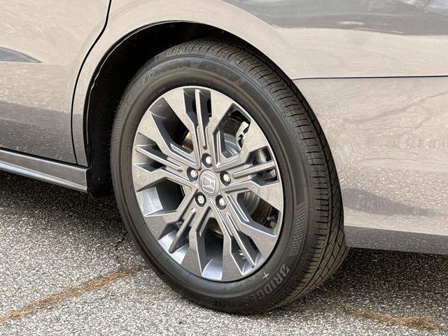 new 2026 Honda Odyssey car, priced at $49,789
