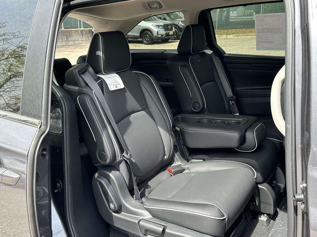 new 2026 Honda Odyssey car, priced at $49,789