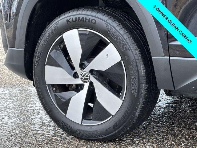 used 2024 Volkswagen Taos car, priced at $20,210