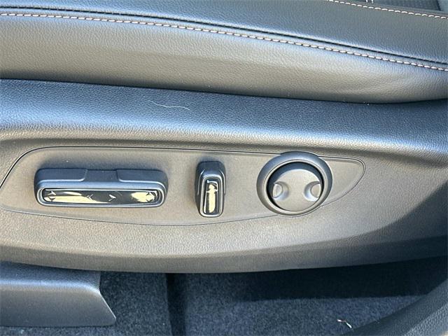 new 2026 Honda CR-V Hybrid car, priced at $39,810