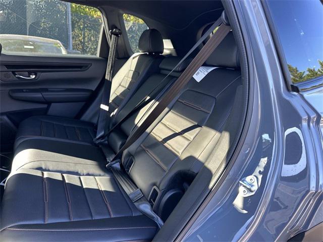 new 2026 Honda CR-V Hybrid car, priced at $39,810