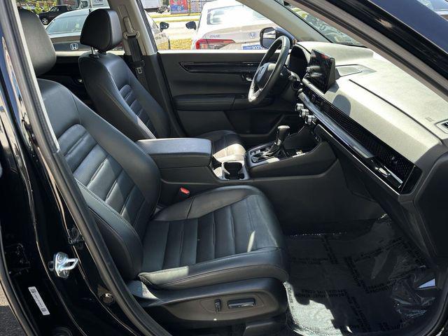 used 2023 Honda CR-V car, priced at $31,999