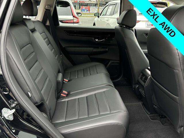 used 2025 Honda CR-V car, priced at $33,667
