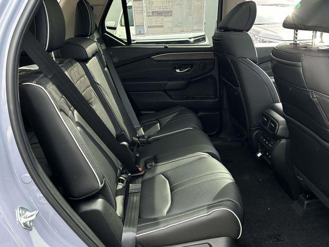 new 2026 Honda Pilot car, priced at $56,244