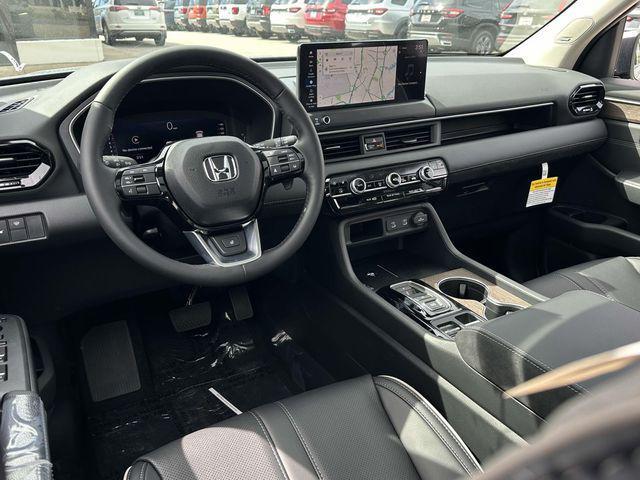 new 2026 Honda Pilot car, priced at $56,244