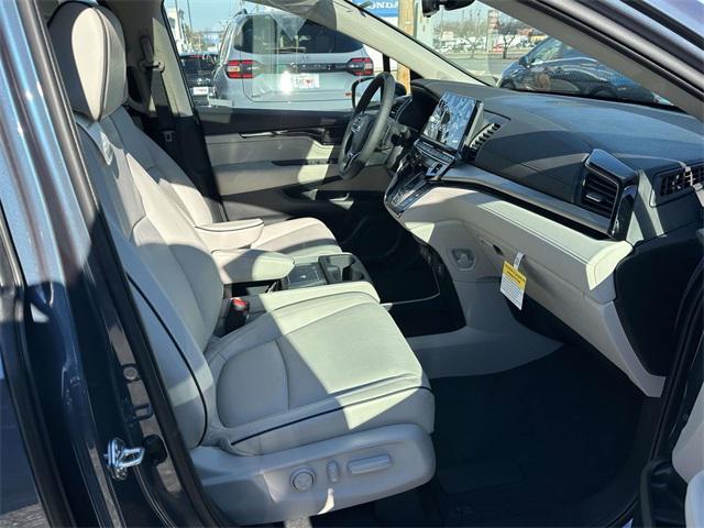 new 2026 Honda Odyssey car, priced at $45,628