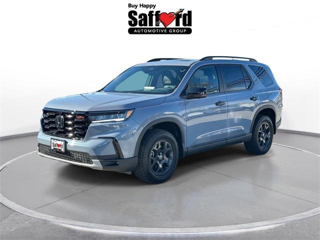 new 2025 Honda Pilot car, priced at $47,054