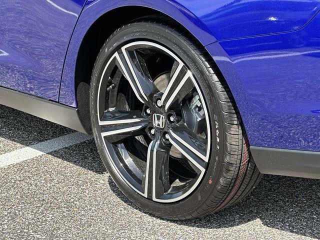 new 2026 Honda Accord Hybrid car, priced at $35,445