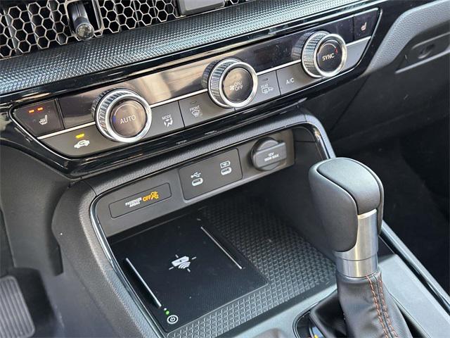 new 2026 Honda CR-V Hybrid car, priced at $40,453