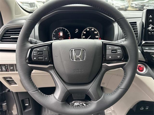 new 2026 Honda Odyssey car, priced at $42,932