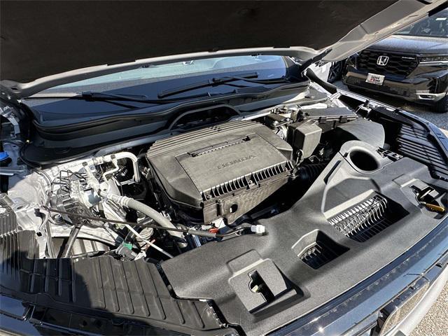new 2025 Honda Pilot car, priced at $46,987