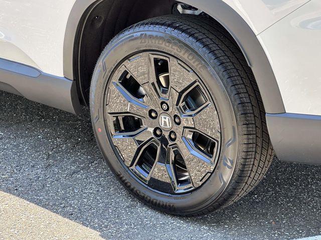 new 2026 Honda Pilot car, priced at $57,744