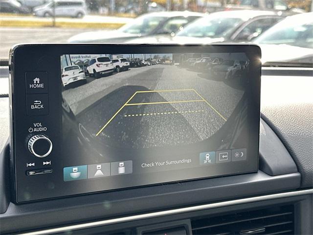 new 2025 Honda Pilot car, priced at $43,610