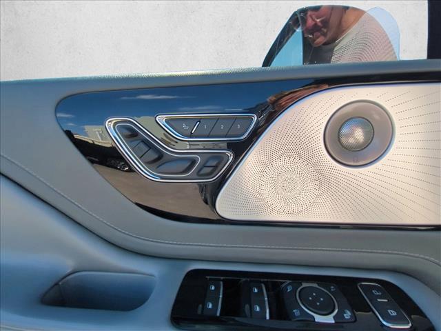 used 2020 Lincoln Aviator car, priced at $25,992