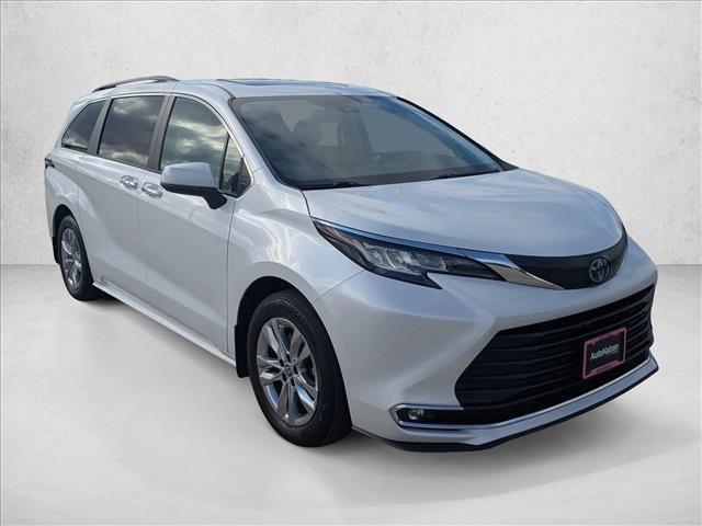 used 2023 Toyota Sienna car, priced at $39,990