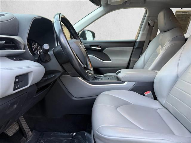 used 2021 Toyota Highlander car, priced at $25,604