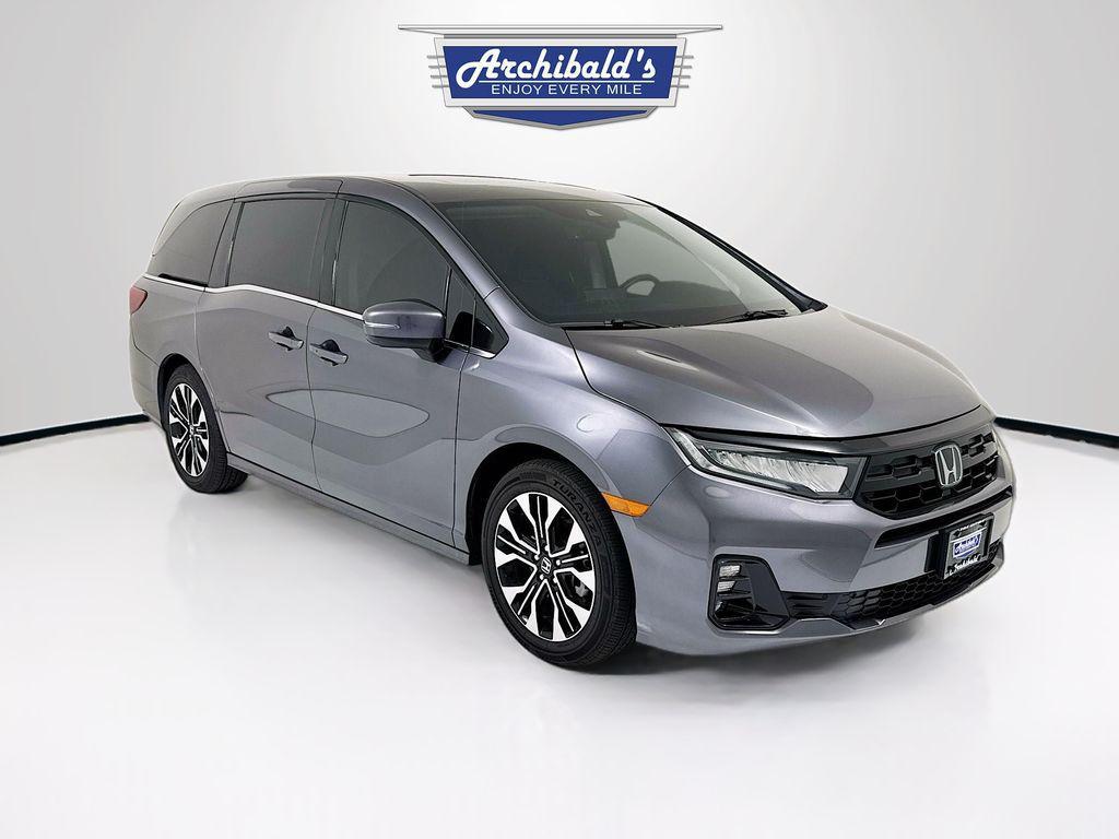 used 2025 Honda Odyssey car, priced at $47,063