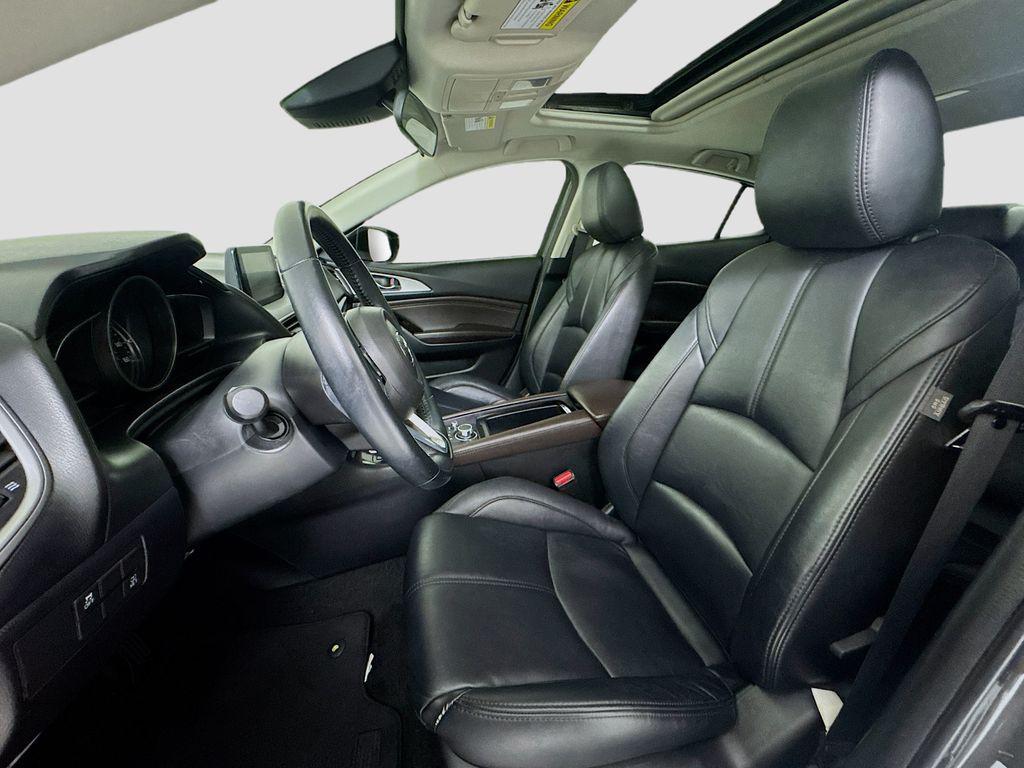 used 2018 Mazda Mazda3 car