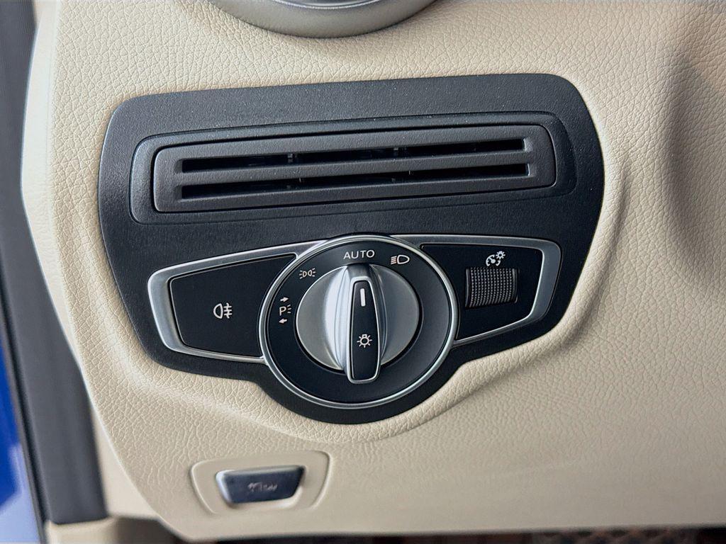 used 2022 Mercedes-Benz GLC 300 car, priced at $32,817