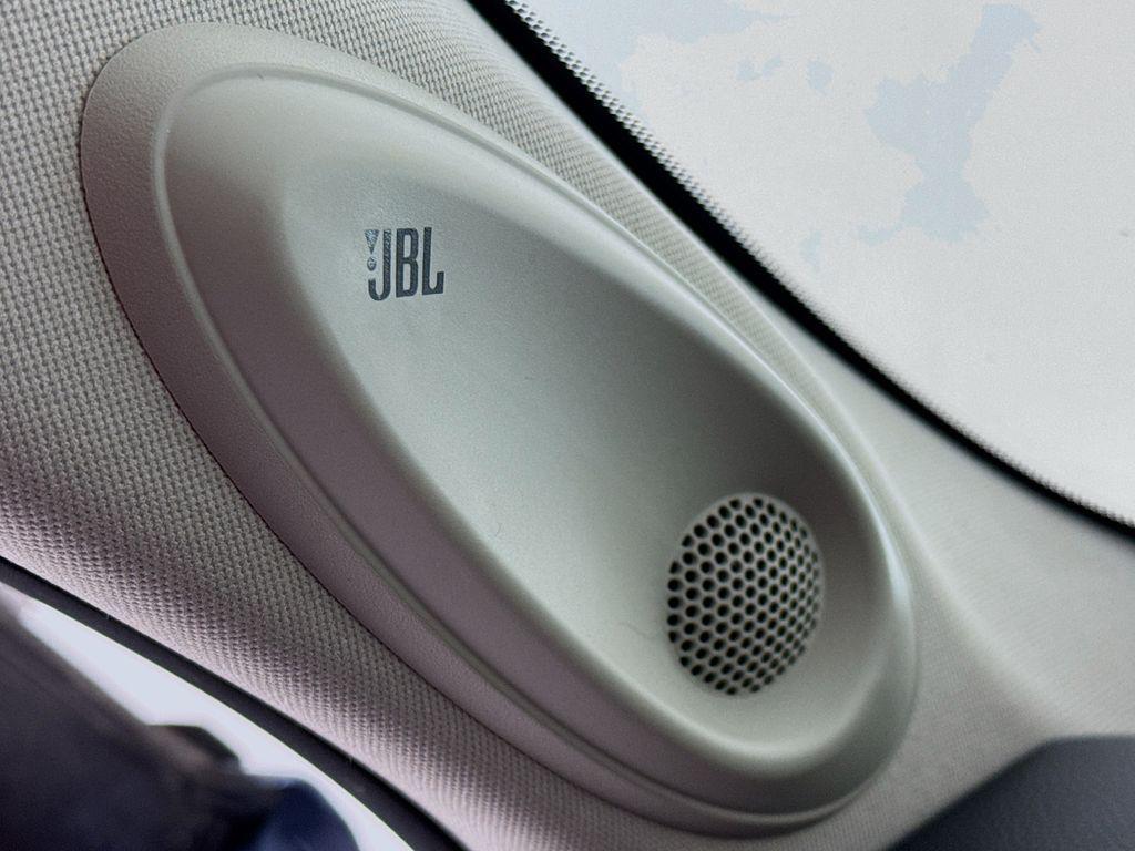 used 2021 Toyota Highlander car