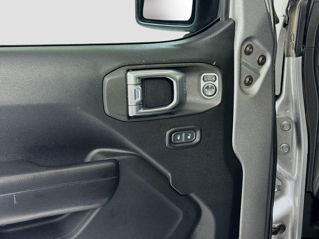 used 2020 Jeep Wrangler Unlimited car, priced at $33,669