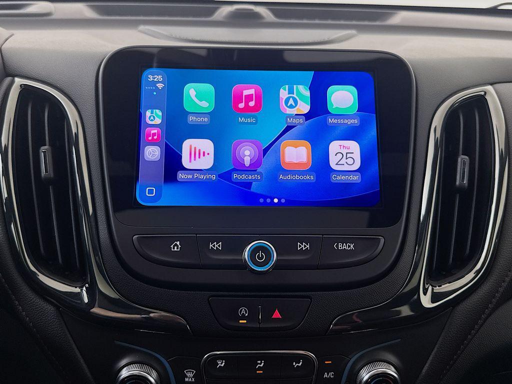 used 2022 Chevrolet Equinox car, priced at $23,269