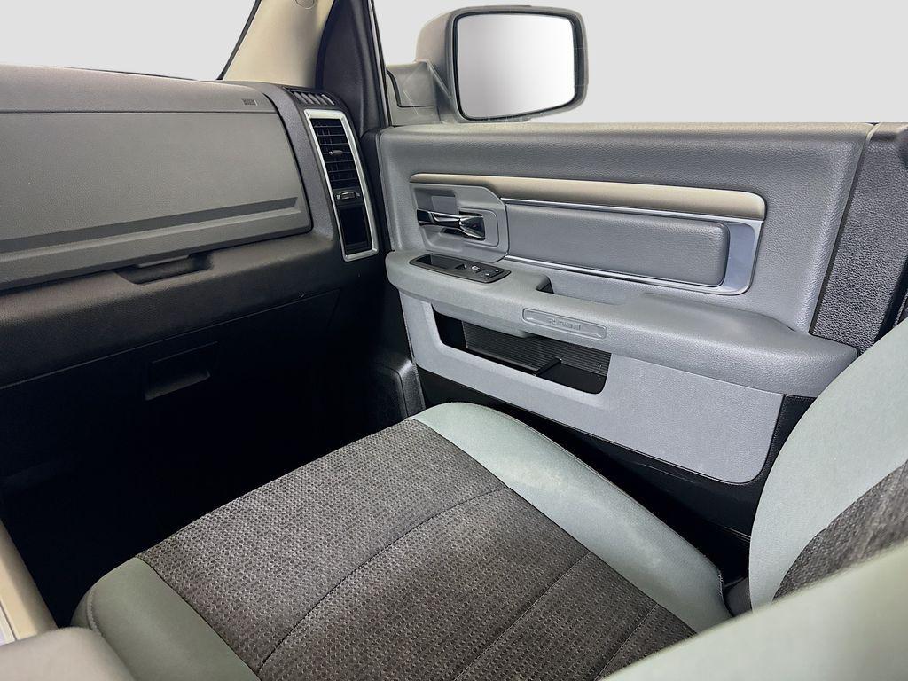 used 2020 Ram 1500 Classic car, priced at $28,998