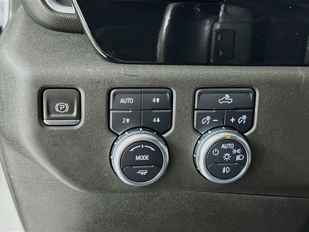 used 2022 GMC Sierra 1500 car, priced at $37,809