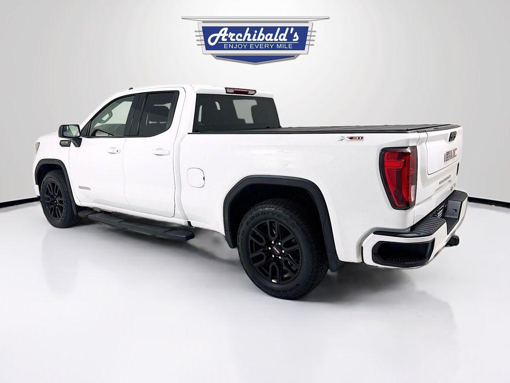 used 2022 GMC Sierra 1500 car, priced at $37,809