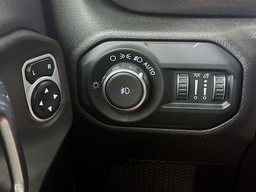 used 2019 Jeep Wrangler Unlimited car, priced at $23,107
