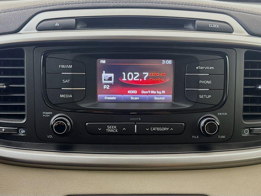 used 2016 Kia Sorento car, priced at $14,187