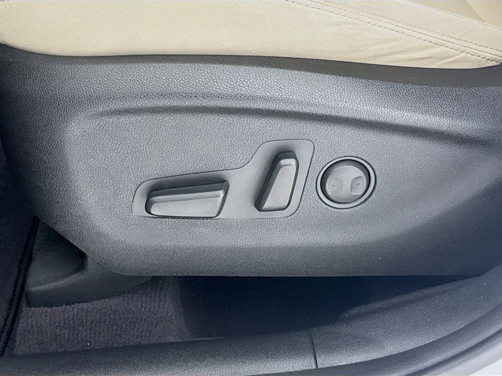 used 2016 Kia Sorento car, priced at $14,187
