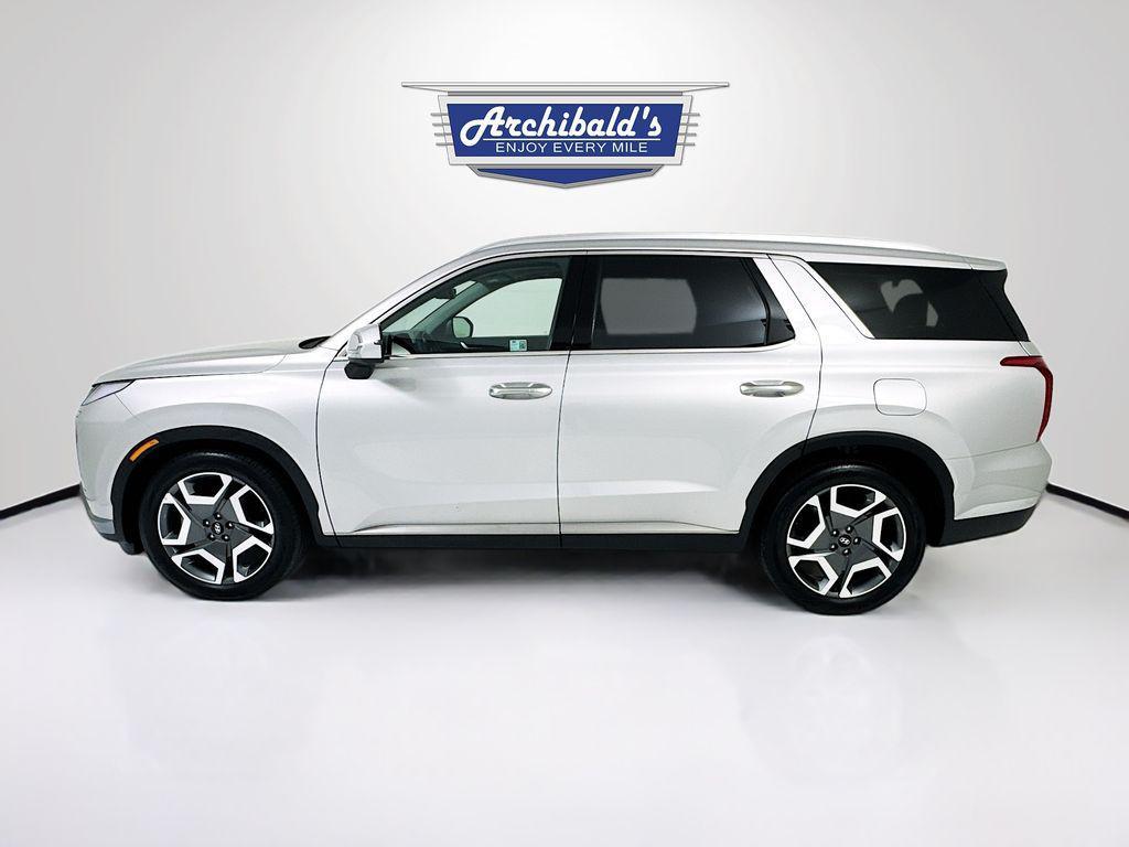 used 2025 Hyundai Palisade car, priced at $42,748