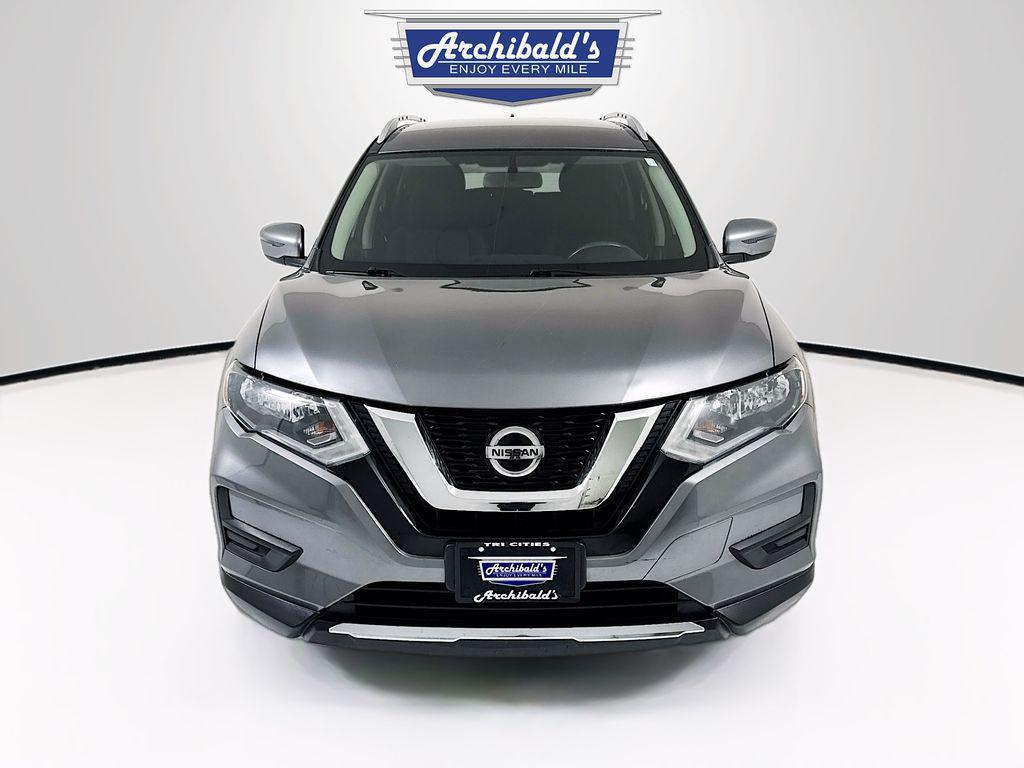 used 2018 Nissan Rogue car, priced at $13,737
