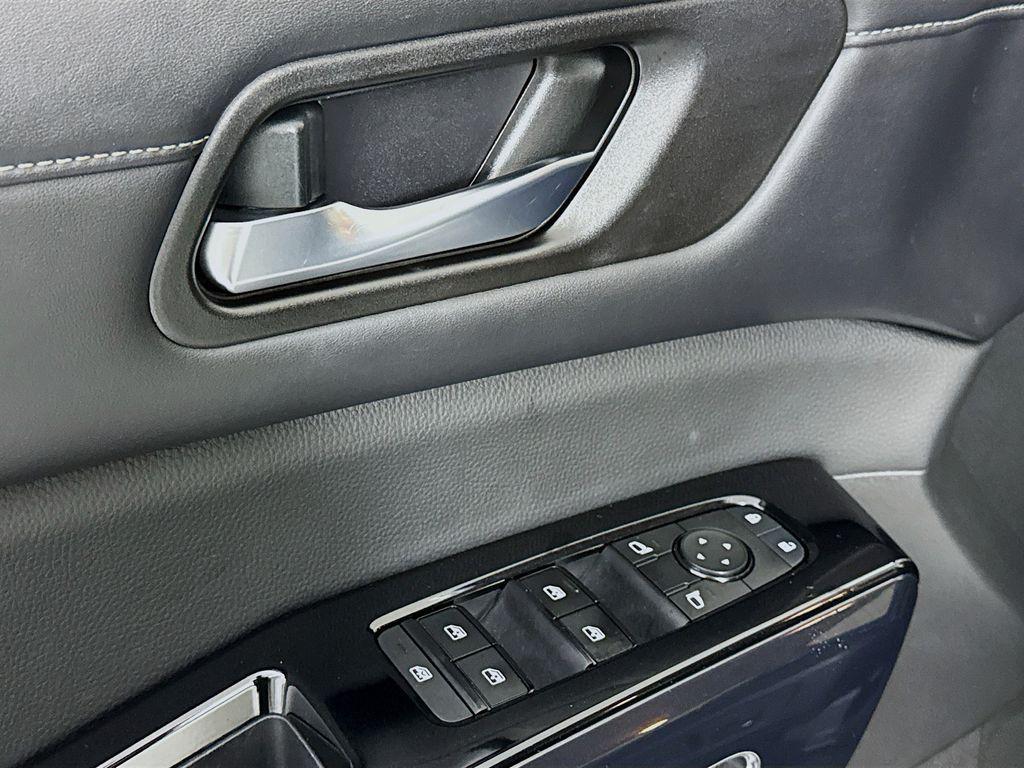 used 2022 Nissan Pathfinder car, priced at $24,605