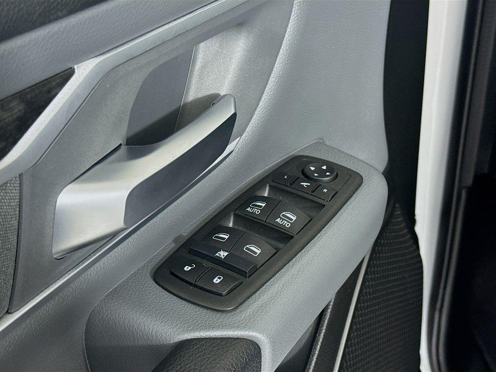 used 2022 Ram 1500 car, priced at $32,000